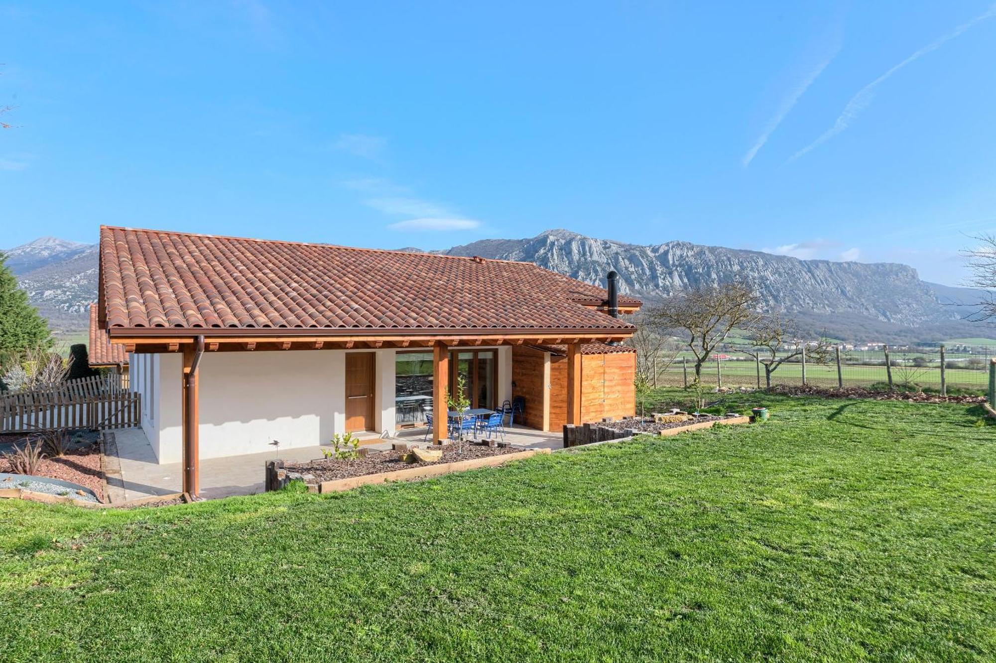 Vt Refugio De Paz En La Naturaleza Casa Espaciosa Para Familias Y Grupos Ibarguren Exterior foto